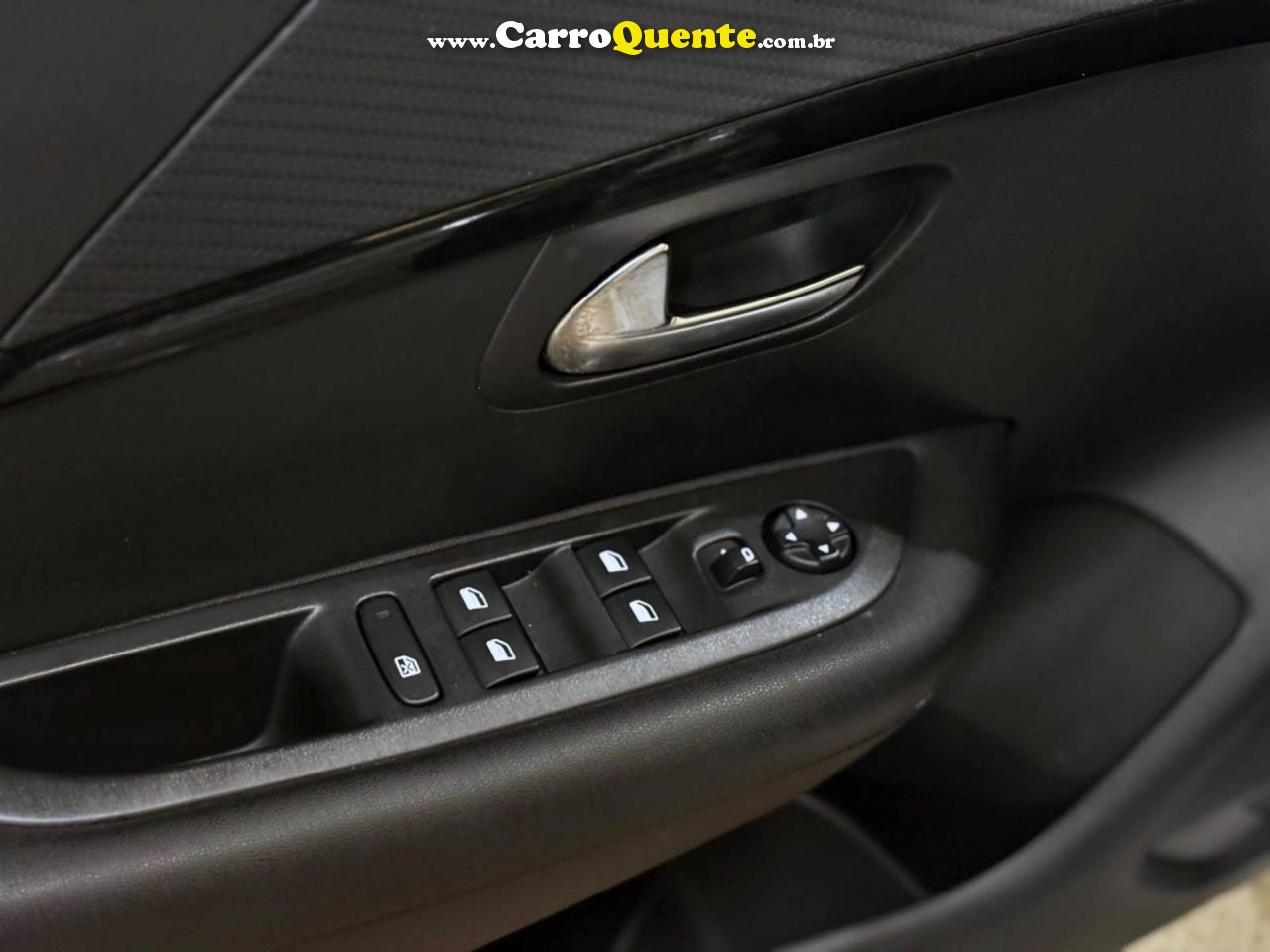 PEUGEOT 208 1.6 GRIFFE 16V 2022 - Loja