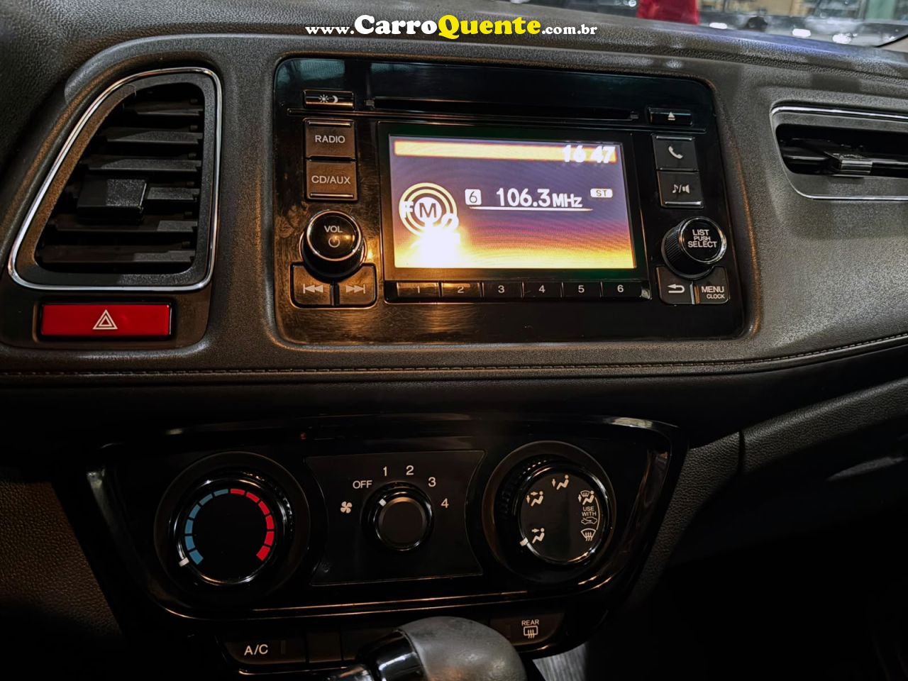 HONDA HR-V 1.8 16V EX 2016 - Loja