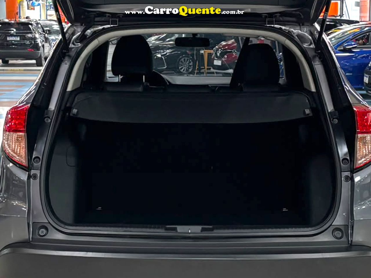 HONDA HR-V 1.8 16V EX 2016 - Loja
