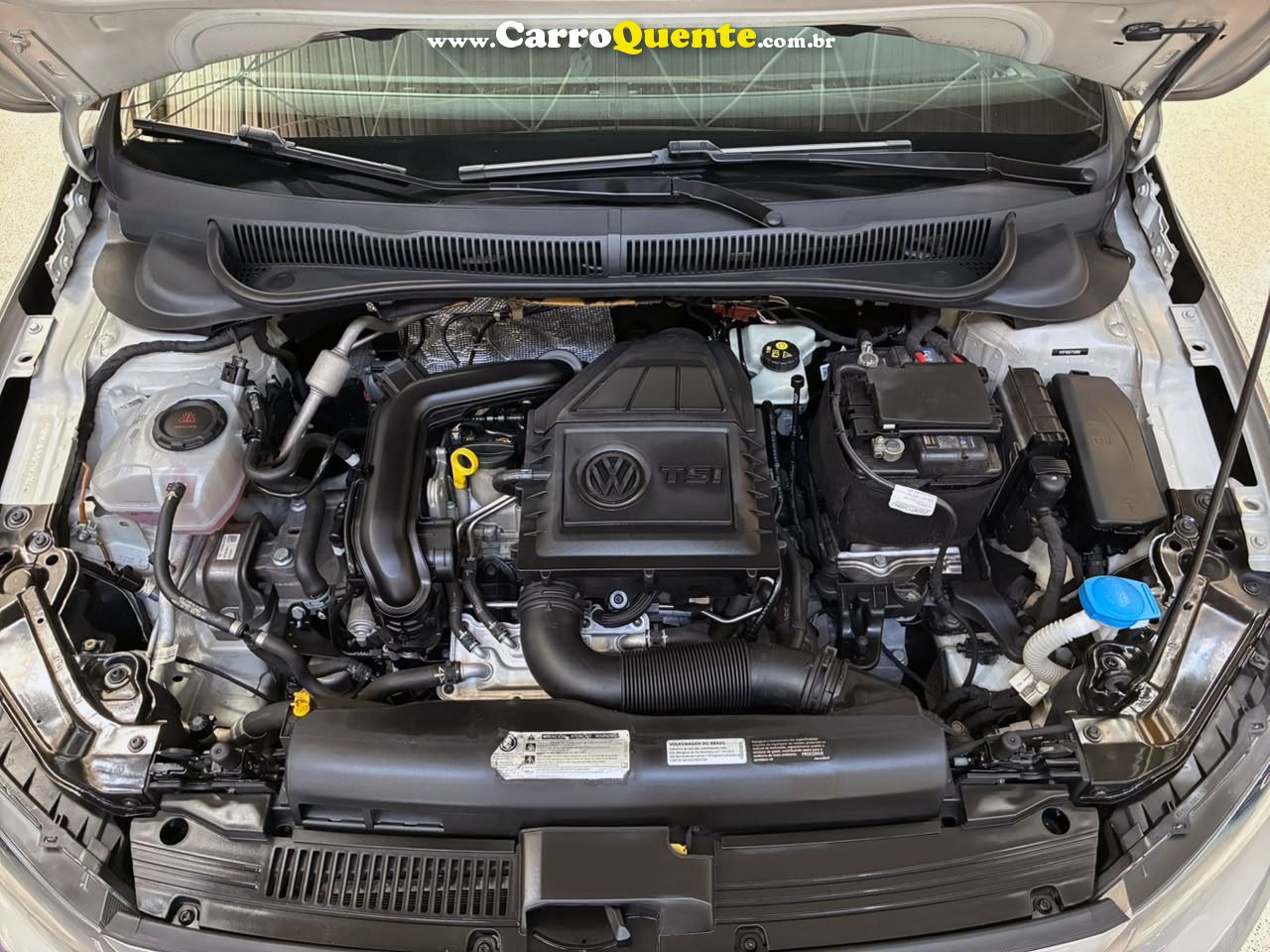 VOLKSWAGEN POLO 1.0 200 TSI HIGHLINE 2019 - Loja