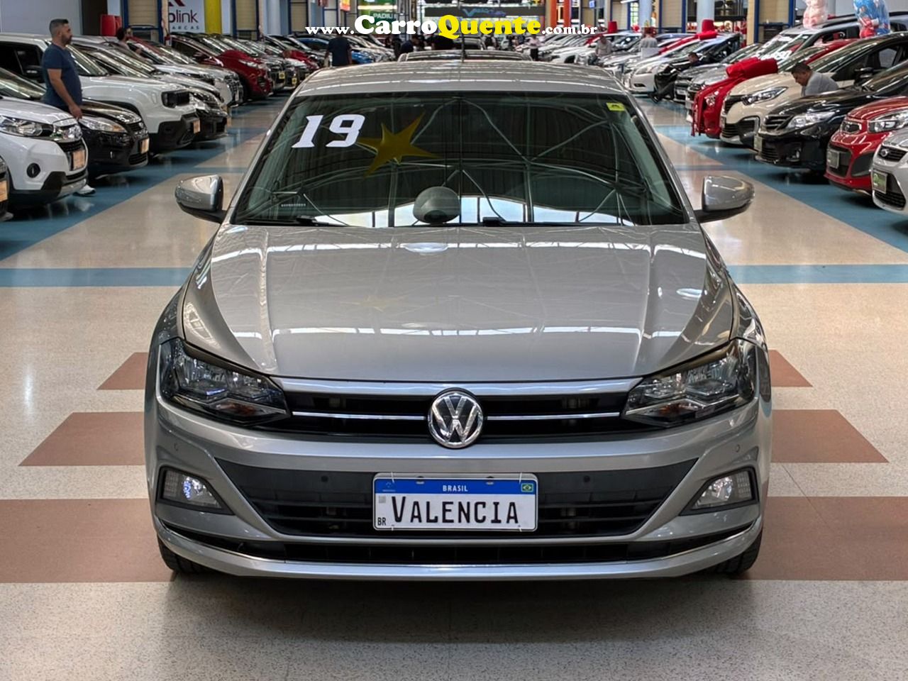 VOLKSWAGEN POLO 1.0 200 TSI HIGHLINE 2019 - Loja