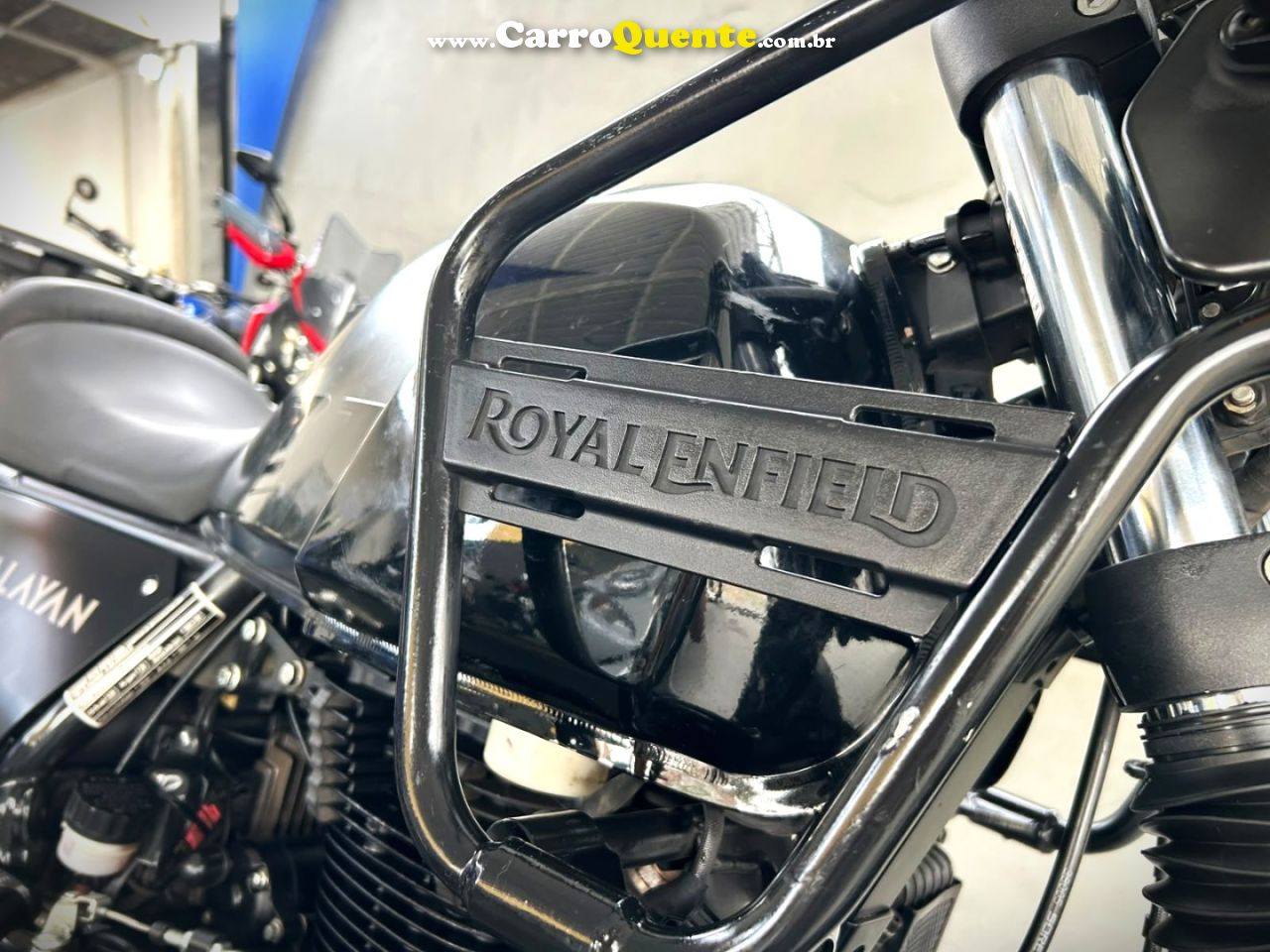 ROYAL ENFIELD - HIMALAYAN 411 2023 Gasolina Manual - Loja
