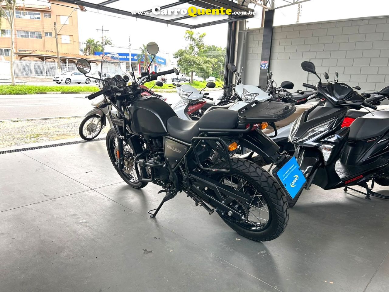 ROYAL ENFIELD - HIMALAYAN 411 2023 Gasolina Manual - Loja