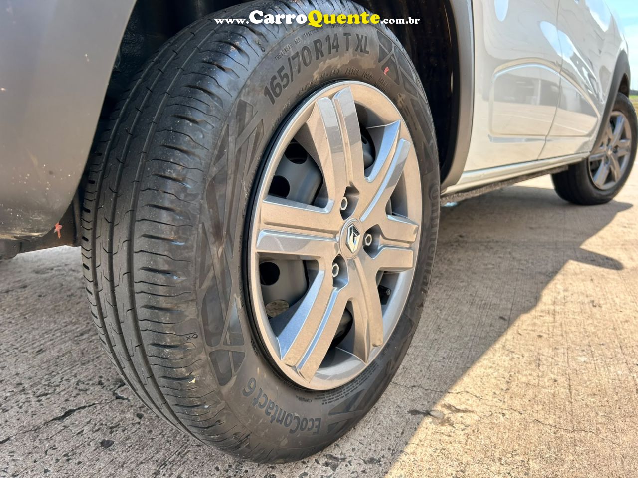 RENAULT KWID 1.0 12V SCE ZEN 2023 - Loja