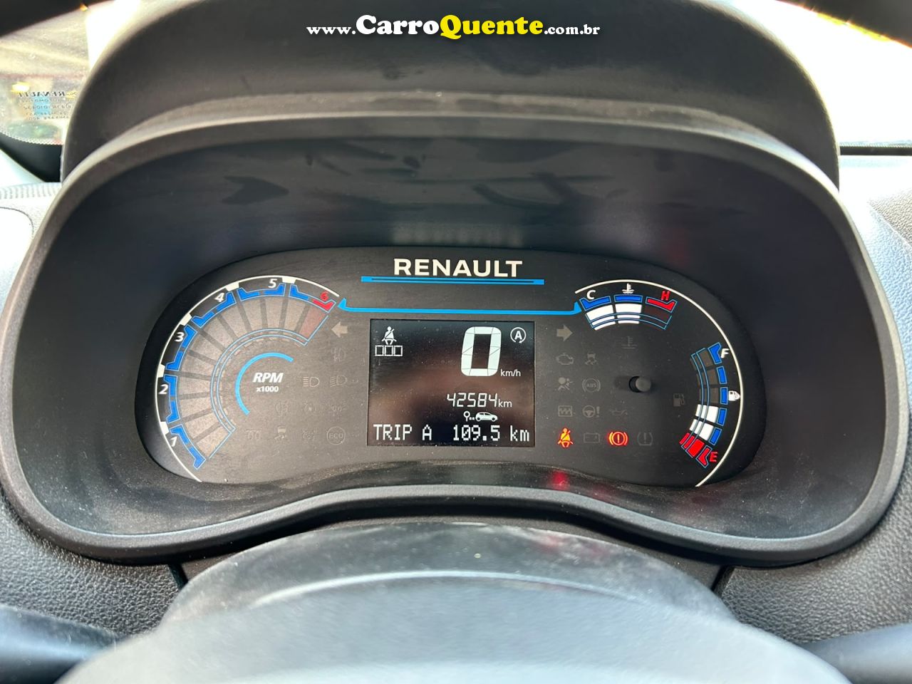 RENAULT KWID 1.0 12V SCE ZEN 2023 - Loja