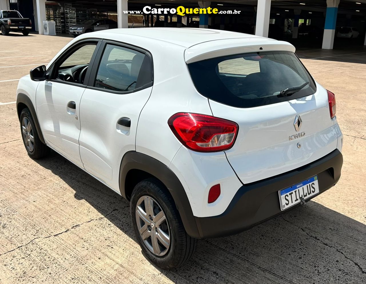 RENAULT KWID 1.0 12V SCE ZEN 2023 - Loja