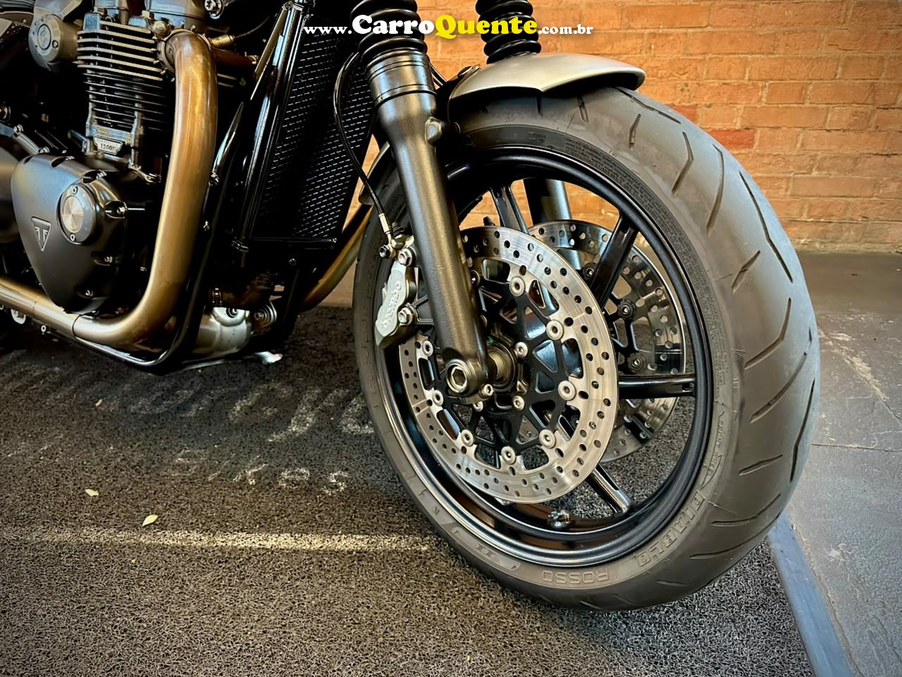 TRIUMPH SPEED TWIN 2020 - Loja