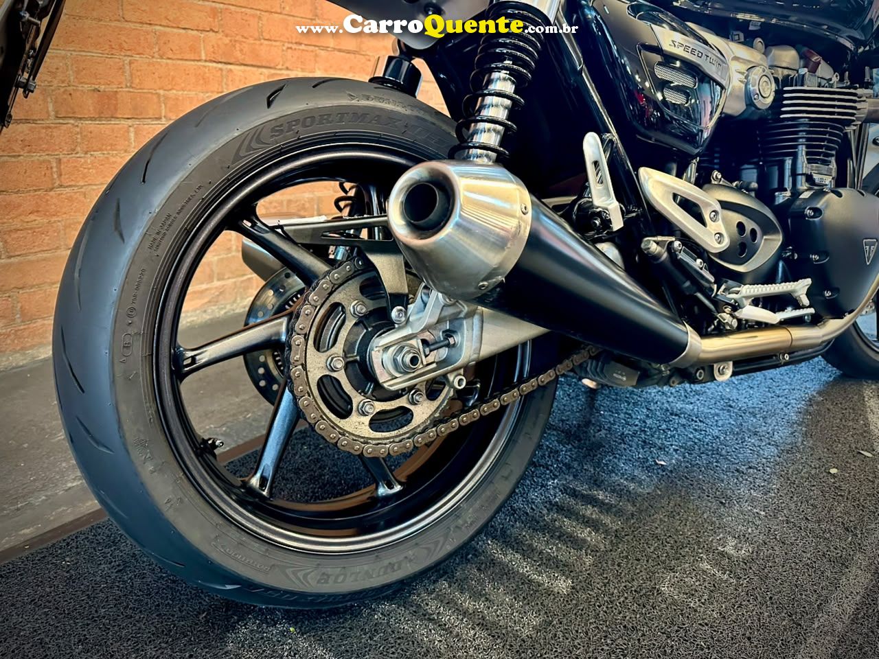 TRIUMPH SPEED TWIN 2020 - Loja