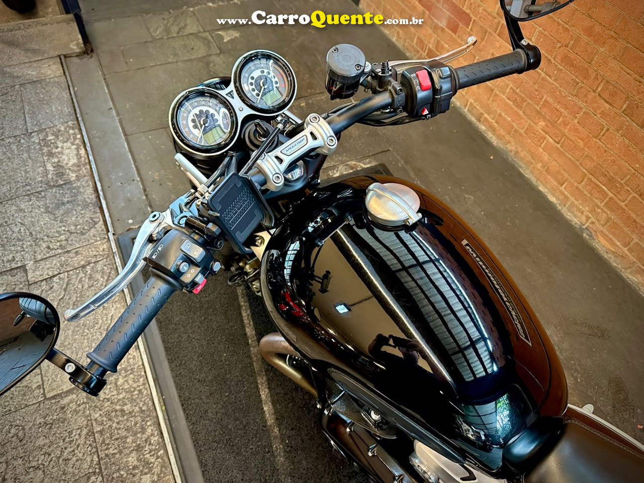 TRIUMPH SPEED TWIN 2020 - Loja