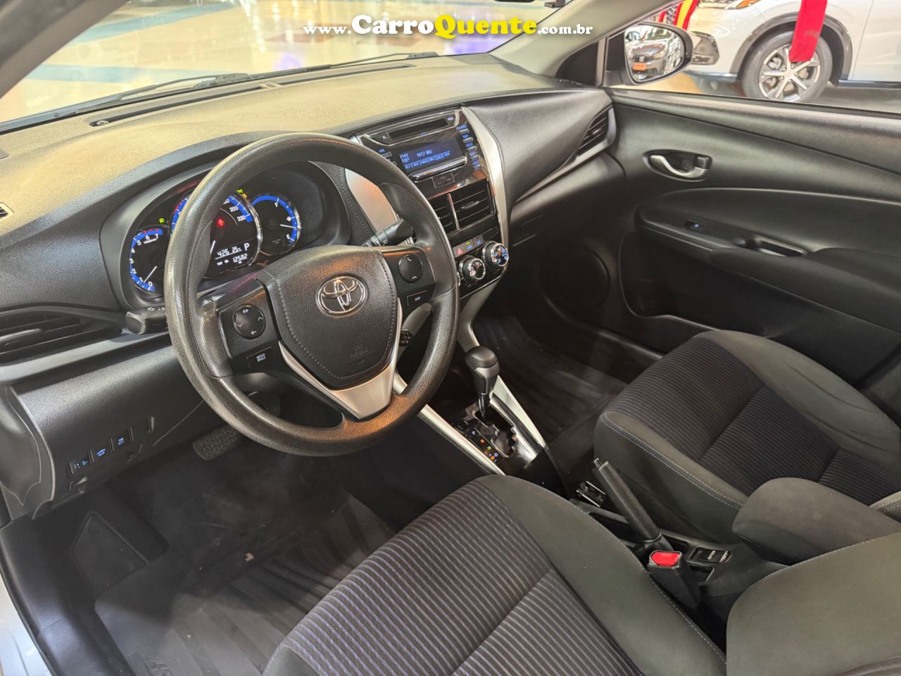 TOYOTA YARIS 1.5 16V SEDAN XL MULTIDRIVE 2019 - Loja