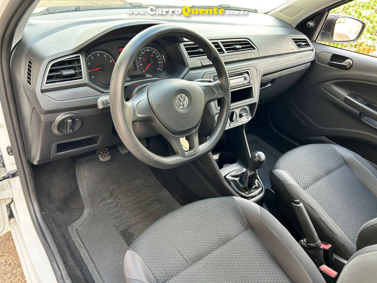 VOLKSWAGEN GOL 1.0 12V MPI 2023 - Loja