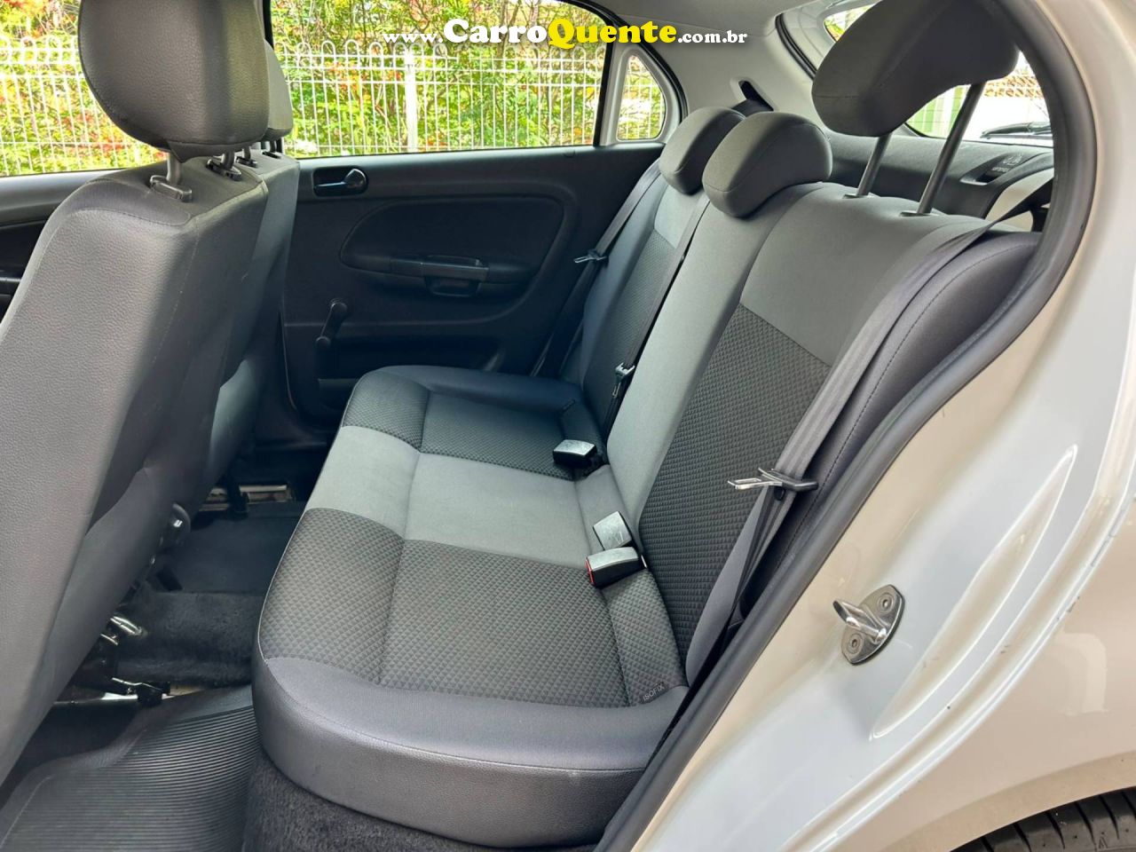 VOLKSWAGEN GOL 1.0 12V MPI 2023 - Loja