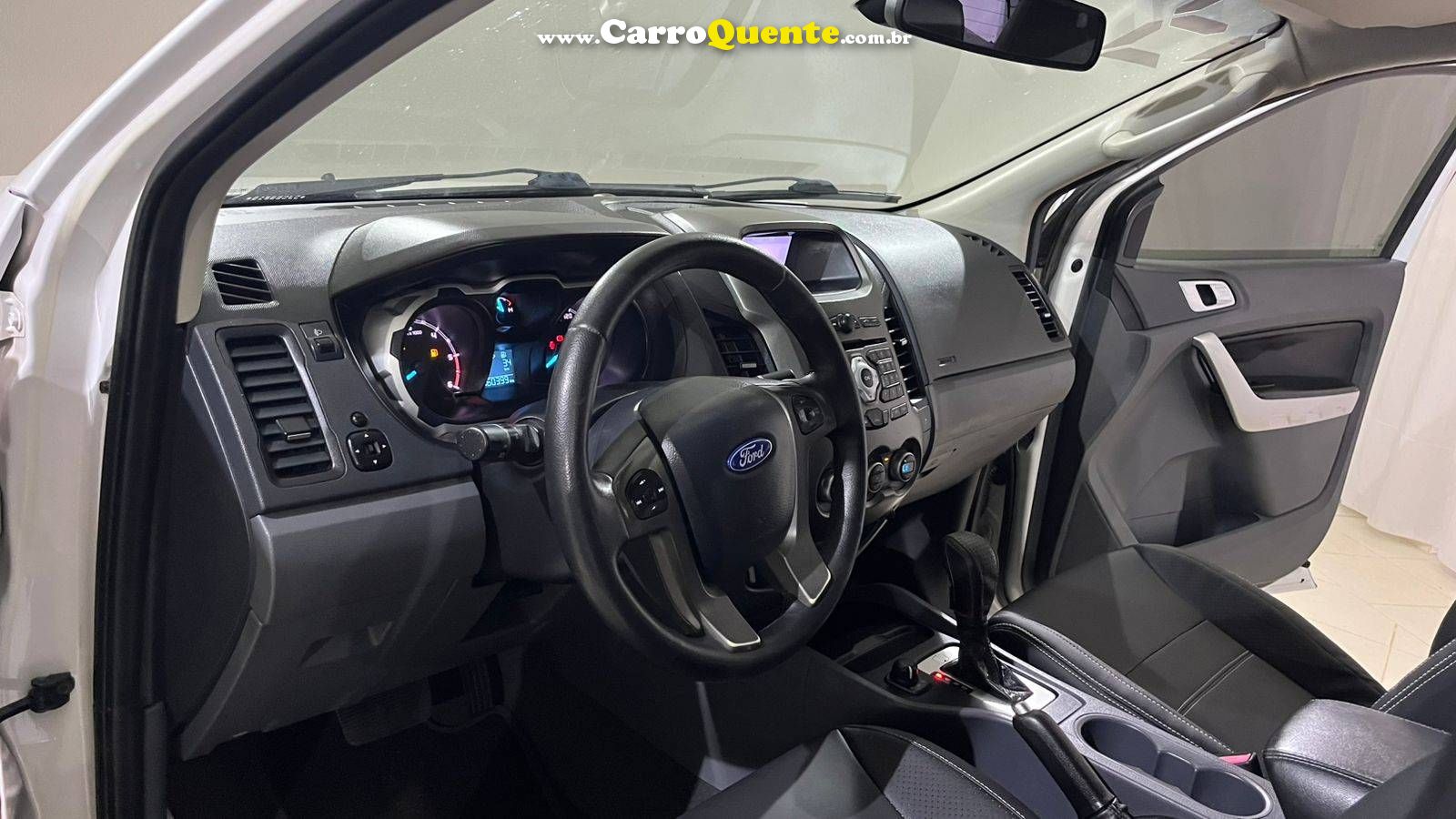 FORD RANGER 3.2 LIMITED 4X4 CD 20V 2013 - Loja