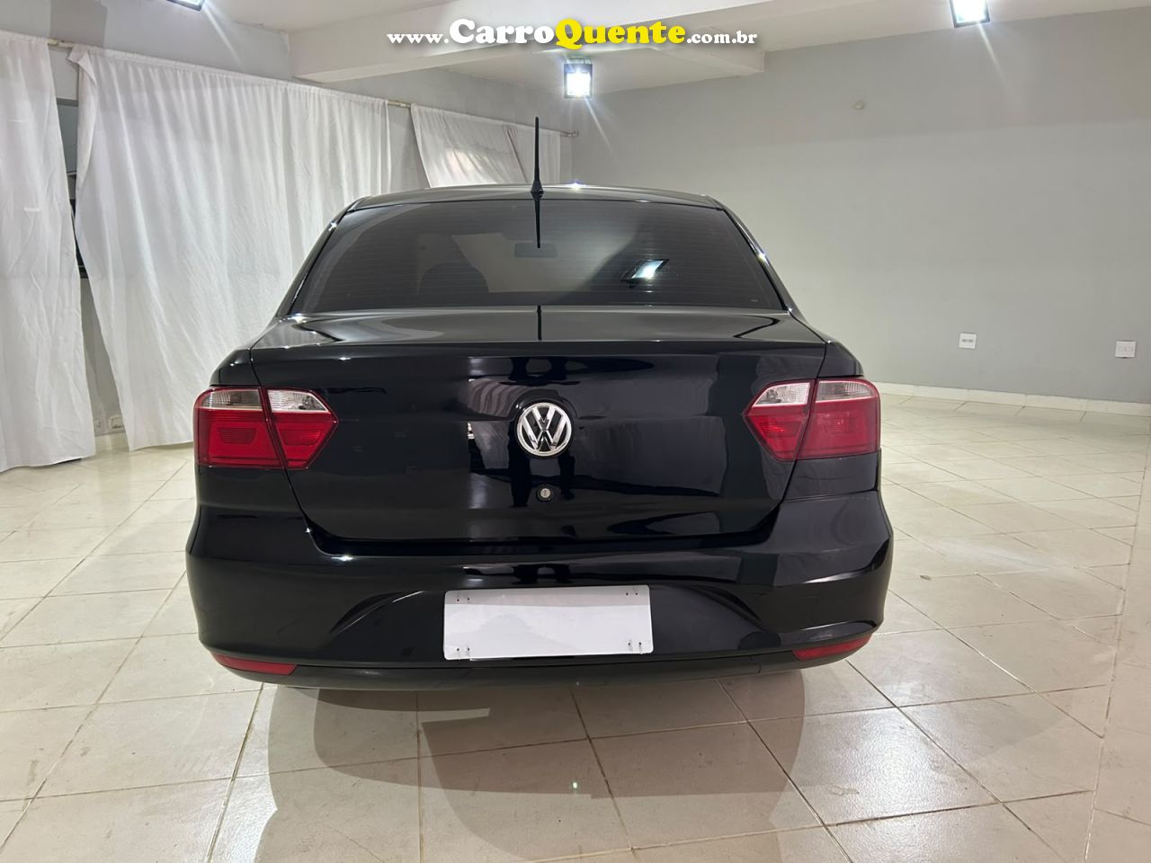 VOLKSWAGEN VOYAGE 1.0 MI CITY 8V 2013 - Loja