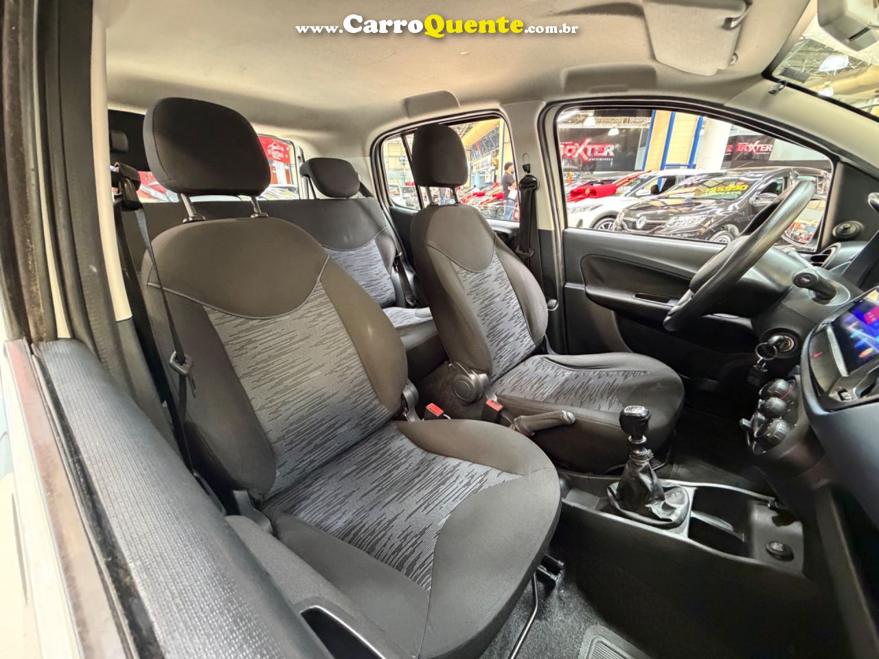 FIAT UNO 1.0 FIRE ATTRACTIVE 2020 - Loja
