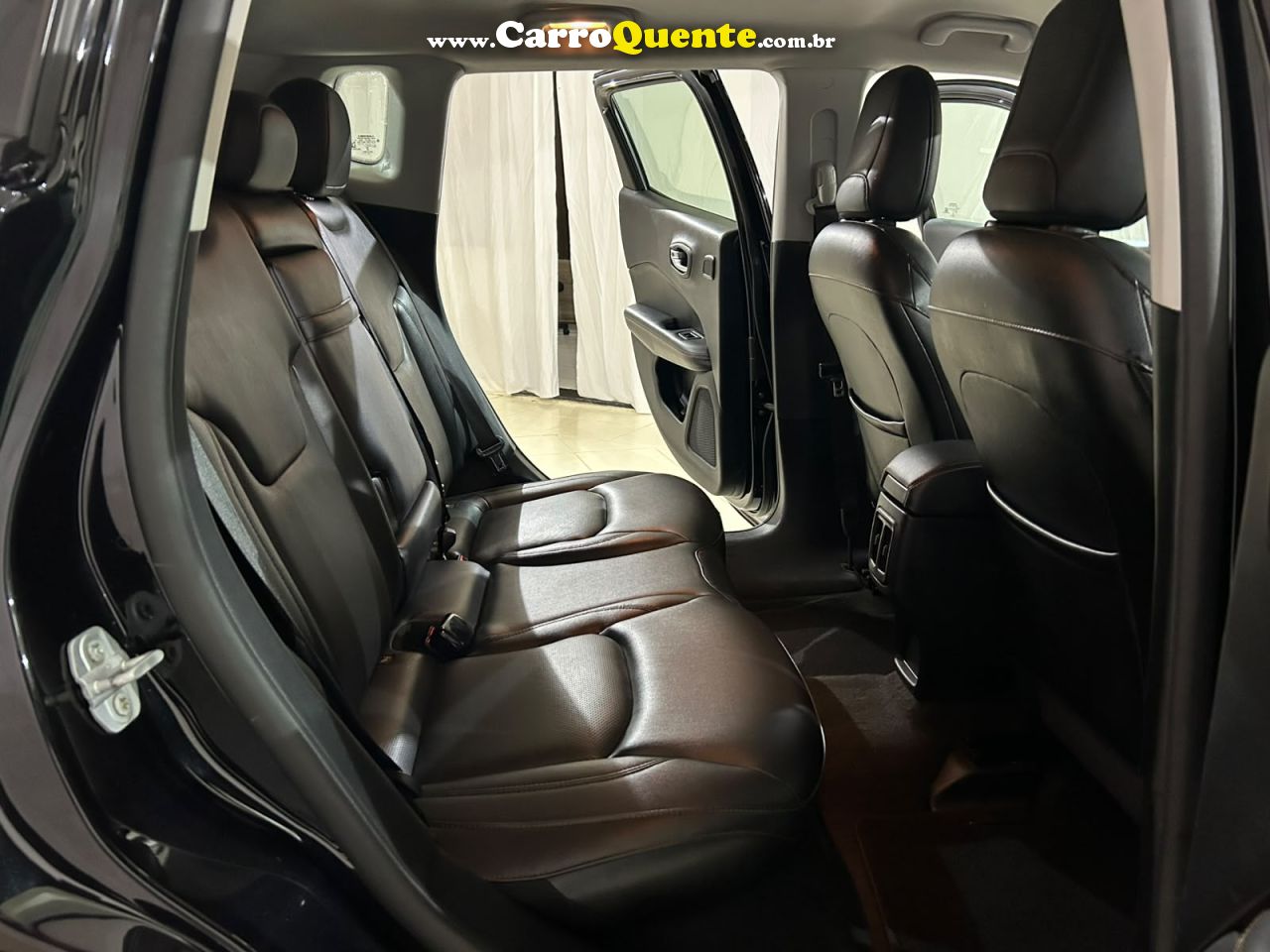 JEEP COMPASS 2.0 16V LONGITUDE 2019 - Loja