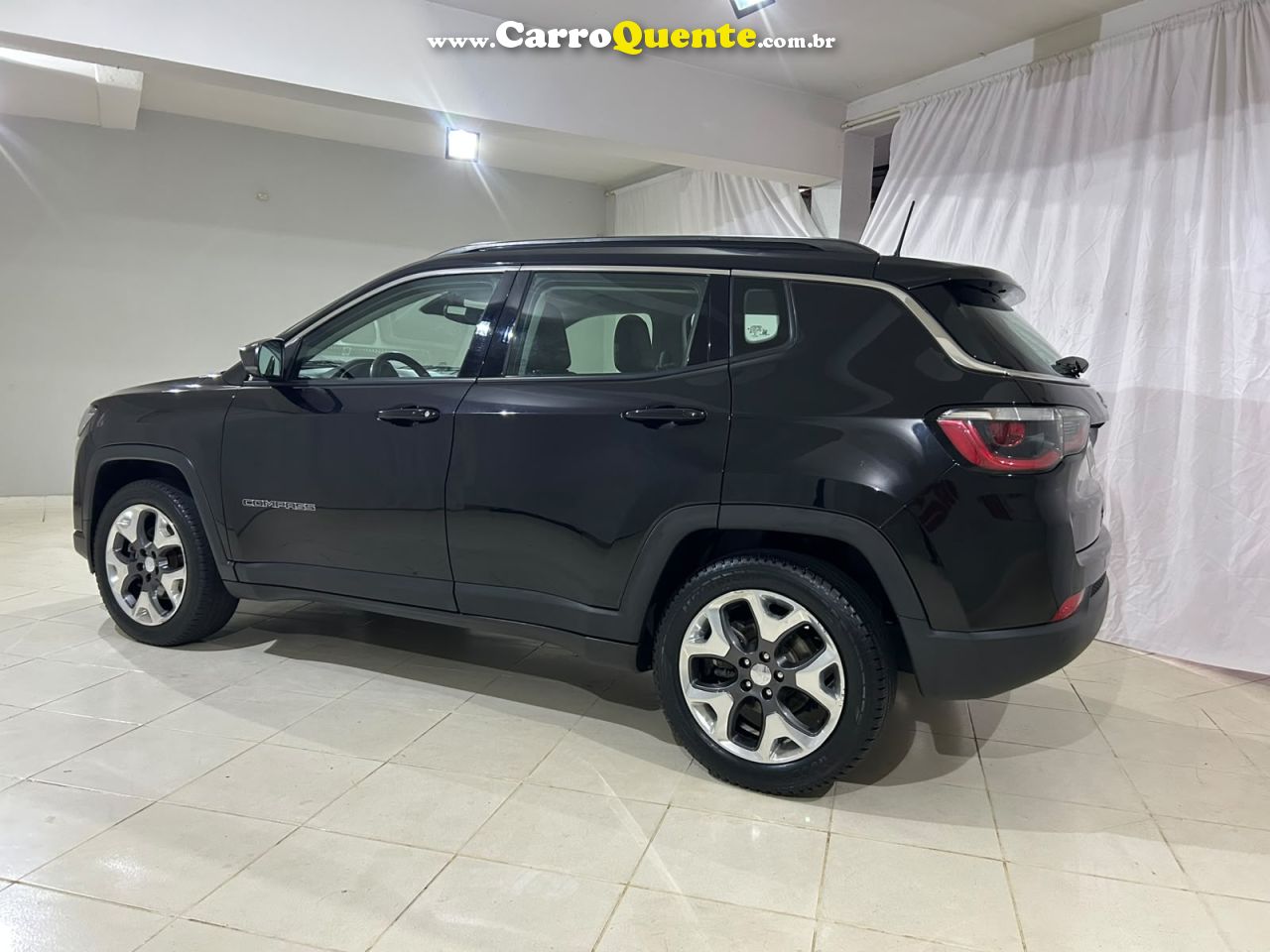 JEEP COMPASS 2.0 16V LONGITUDE 2019 - Loja