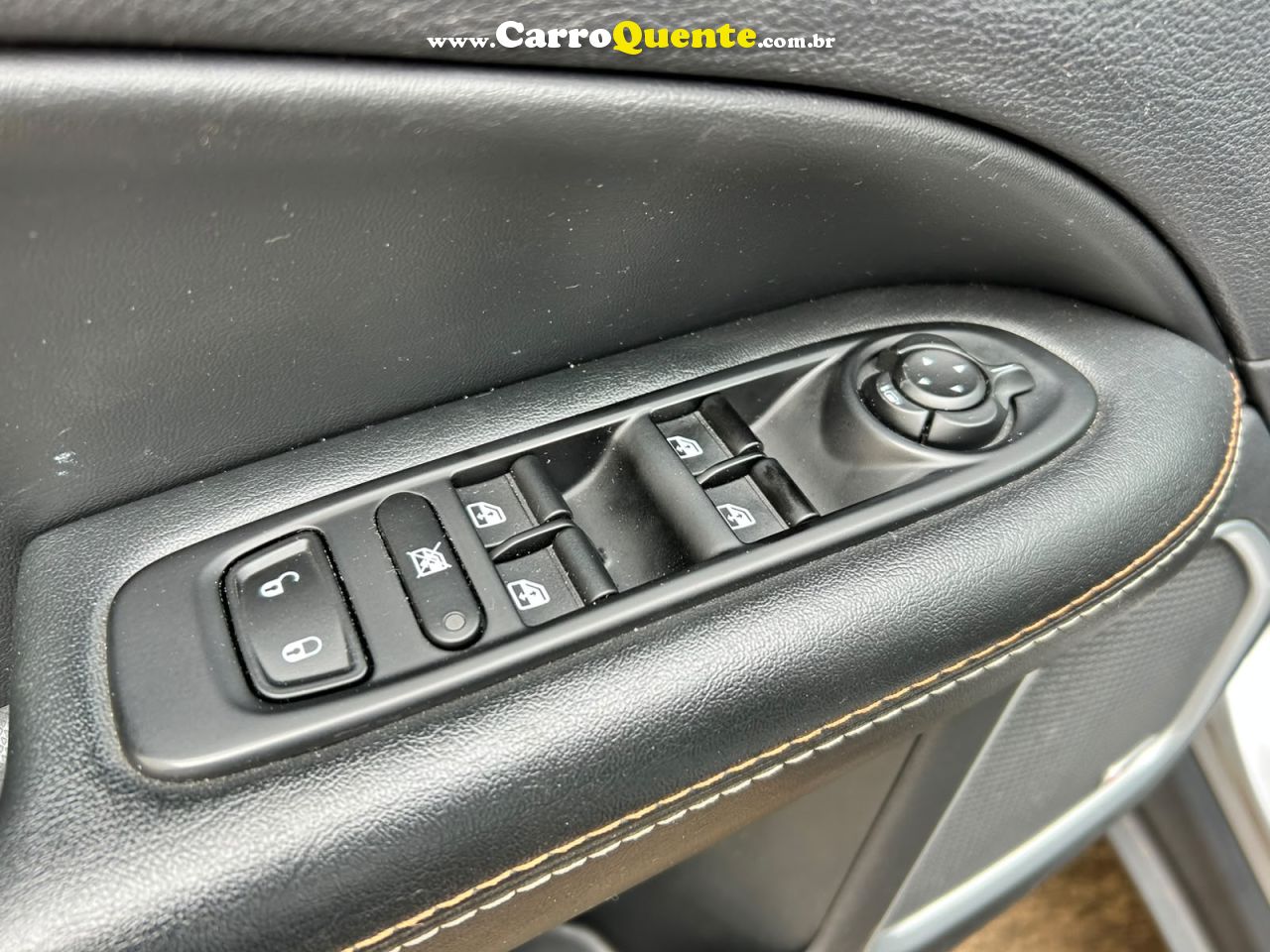 JEEP COMPASS 2.0 16V LONGITUDE 2020 - Loja