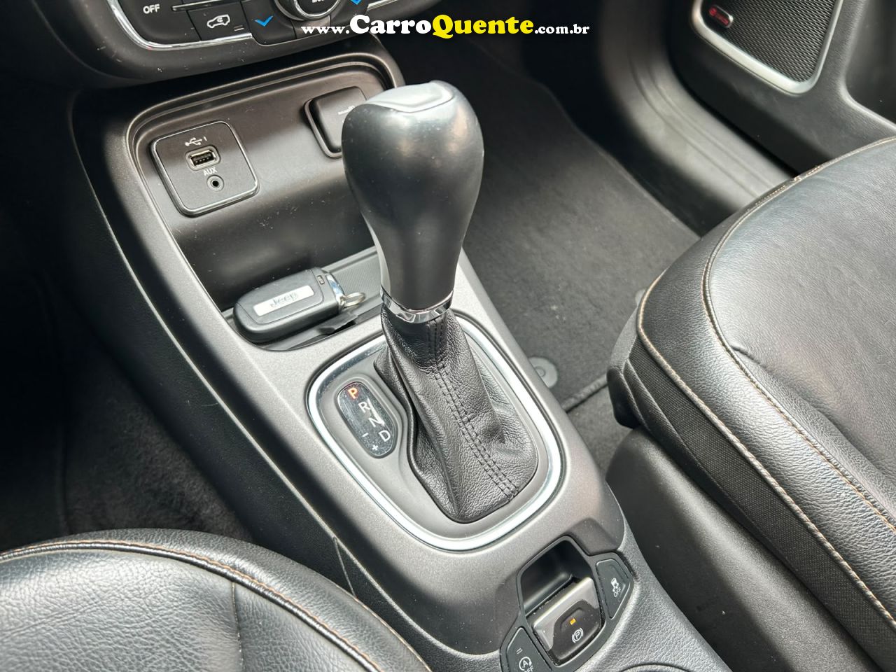 JEEP COMPASS 2.0 16V LONGITUDE 2020 - Loja