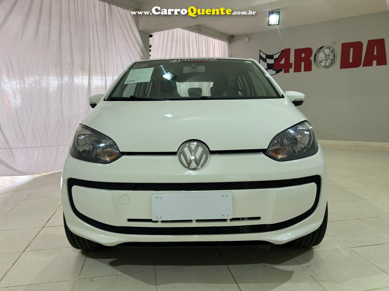 VOLKSWAGEN UP 1.0 TSI MOVE UP 12V 2016 - Loja