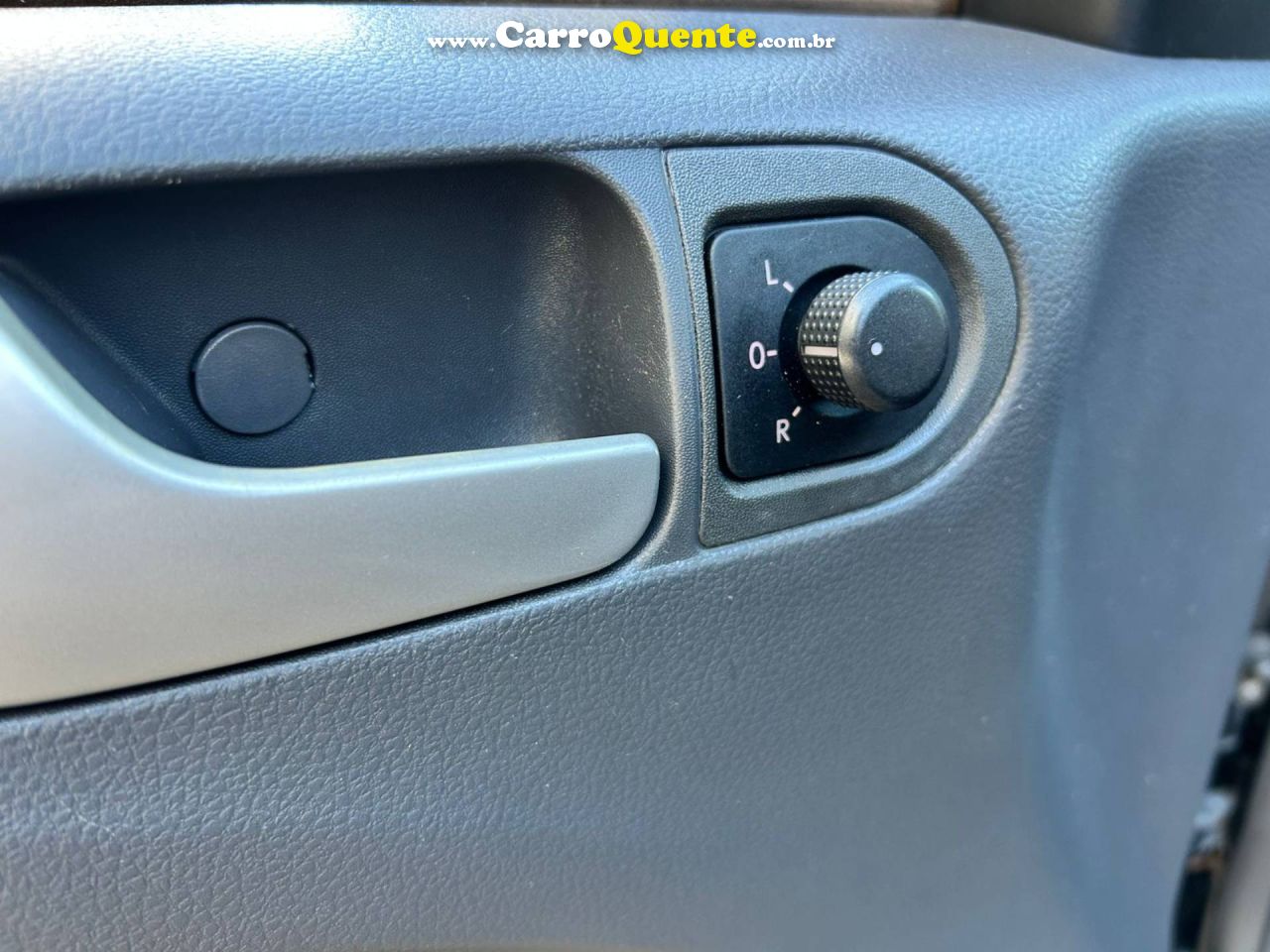 VOLKSWAGEN SAVEIRO 1.6 CROSS CE 8V 2014 - Loja