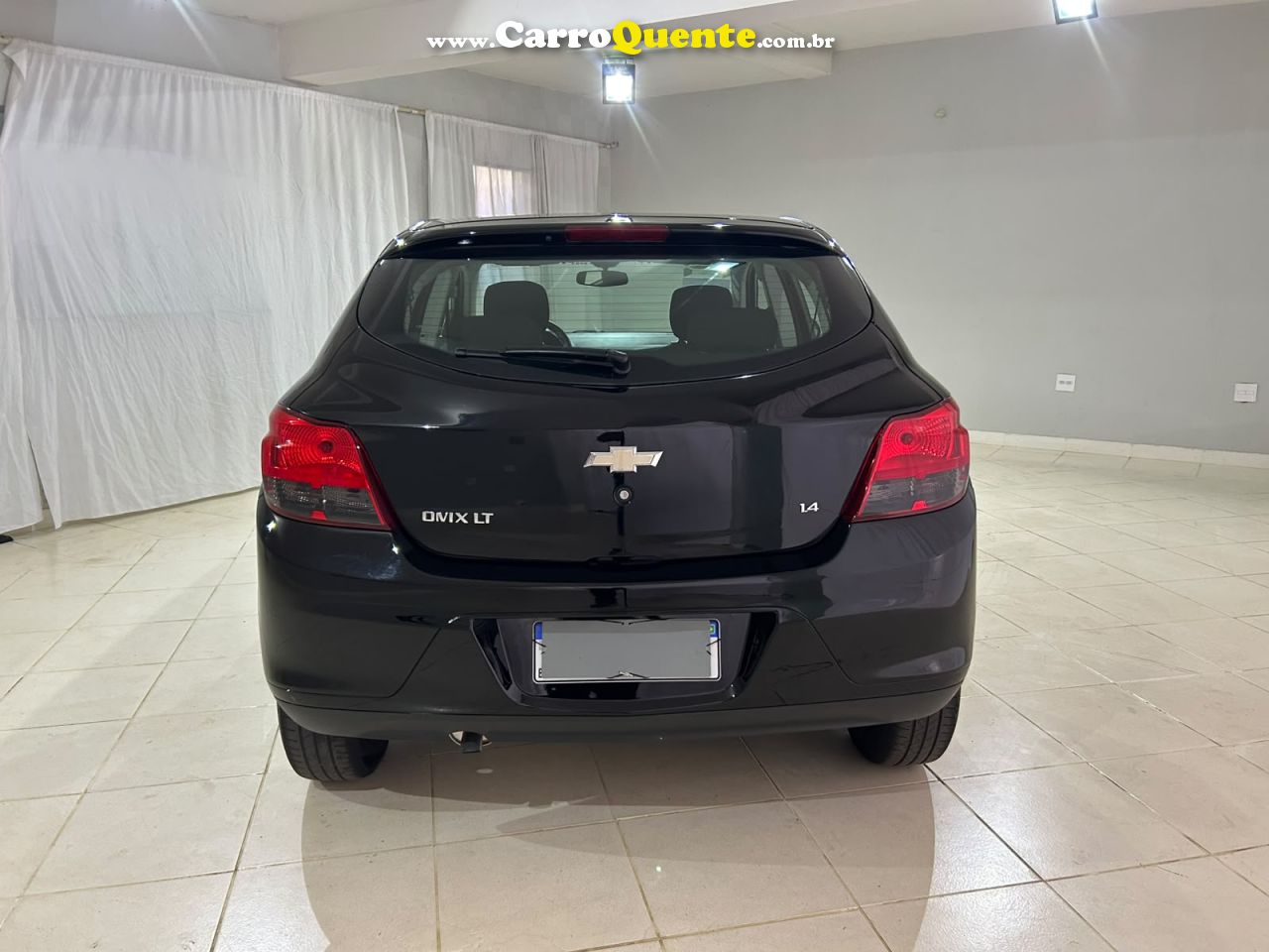 CHEVROLET ONIX 1.4 MPFI LT 8V 2014 - Loja