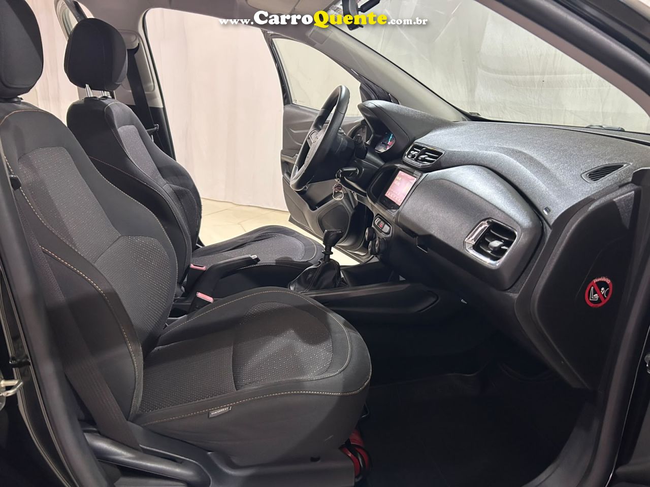 CHEVROLET ONIX 1.4 MPFI LT 8V 2014 - Loja