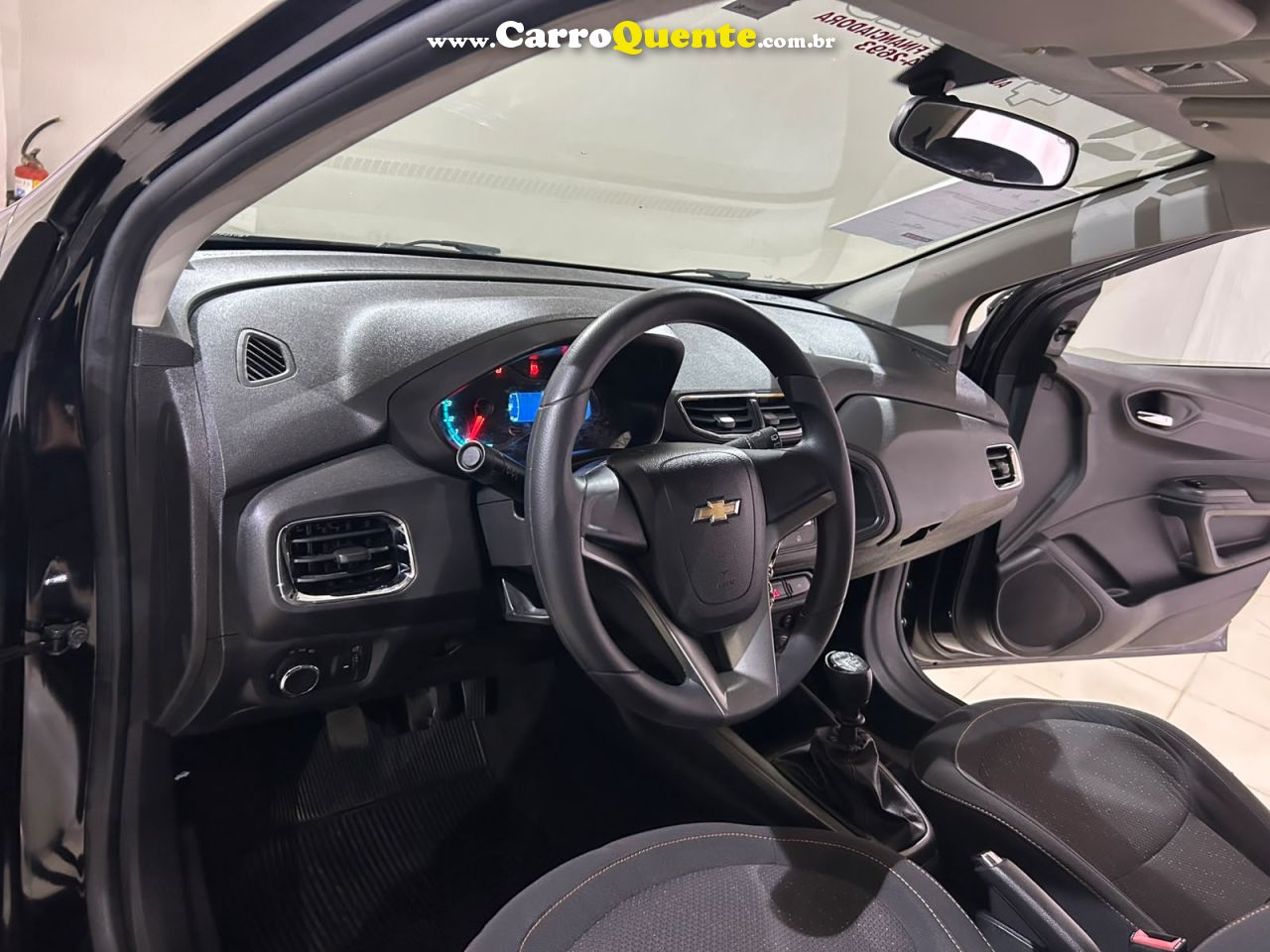 CHEVROLET ONIX 1.4 MPFI LT 8V 2014 - Loja