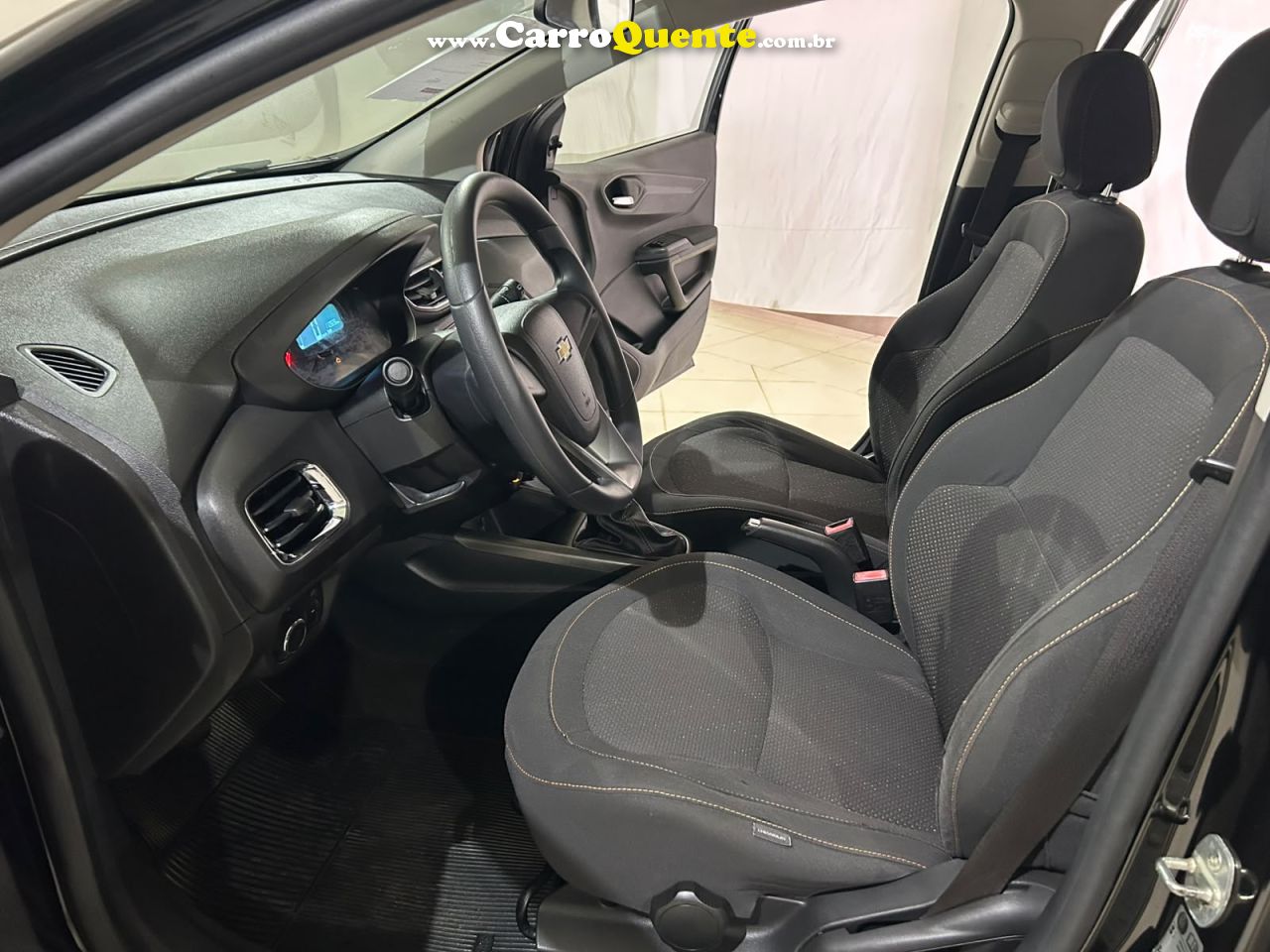 CHEVROLET ONIX 1.4 MPFI LT 8V 2014 - Loja