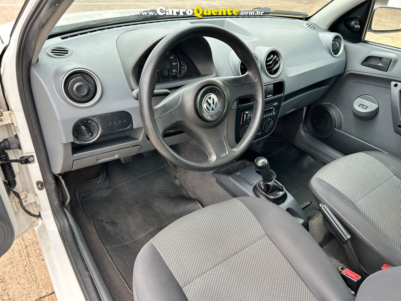 VOLKSWAGEN GOL 1.0 MI 8V G.IV 2012 - Loja
