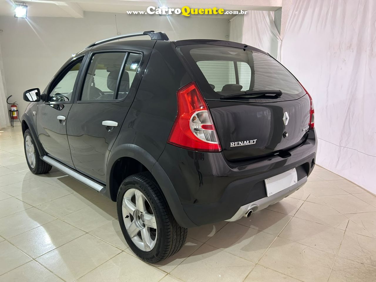 RENAULT SANDERO 1.6 STEPWAY 16V 2011 - Loja