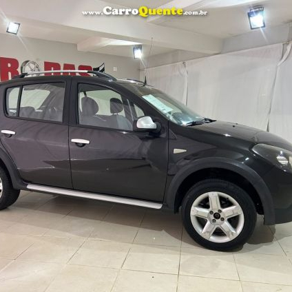RENAULT SANDERO 1.6 STEPWAY 16V 2011