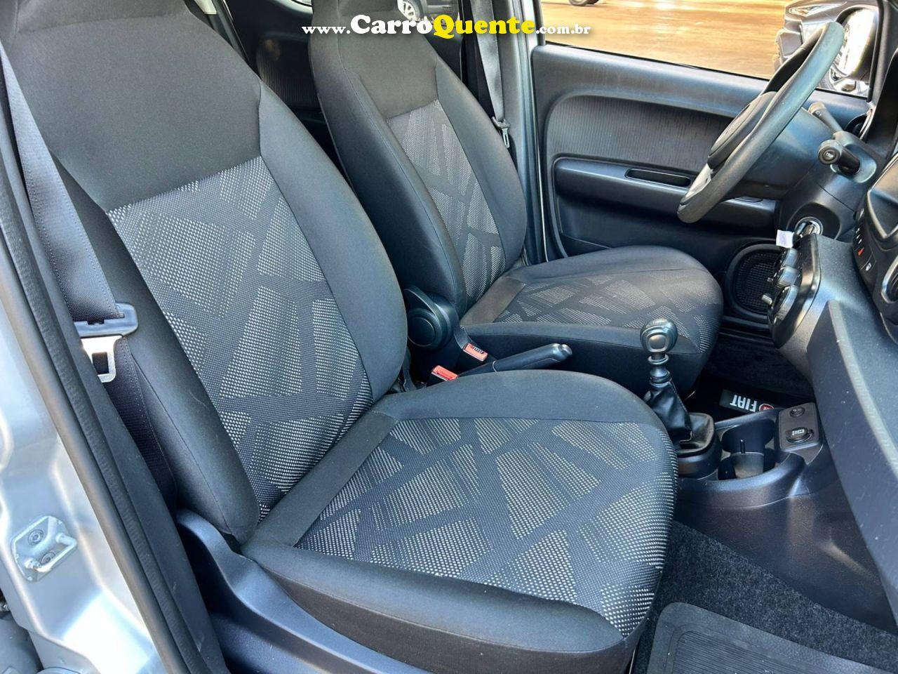 FIAT MOBI 1.0 EVO LIKE 2023 - Loja