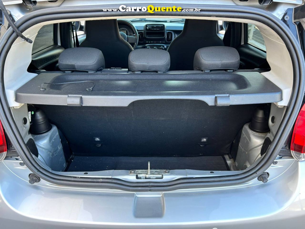 FIAT MOBI 1.0 EVO LIKE 2023 - Loja