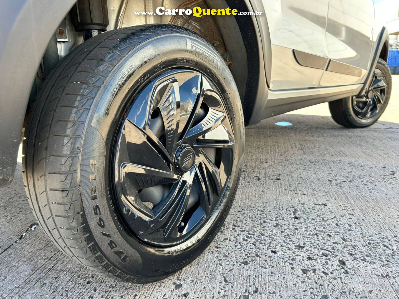 FIAT MOBI 1.0 EVO LIKE 2023 - Loja