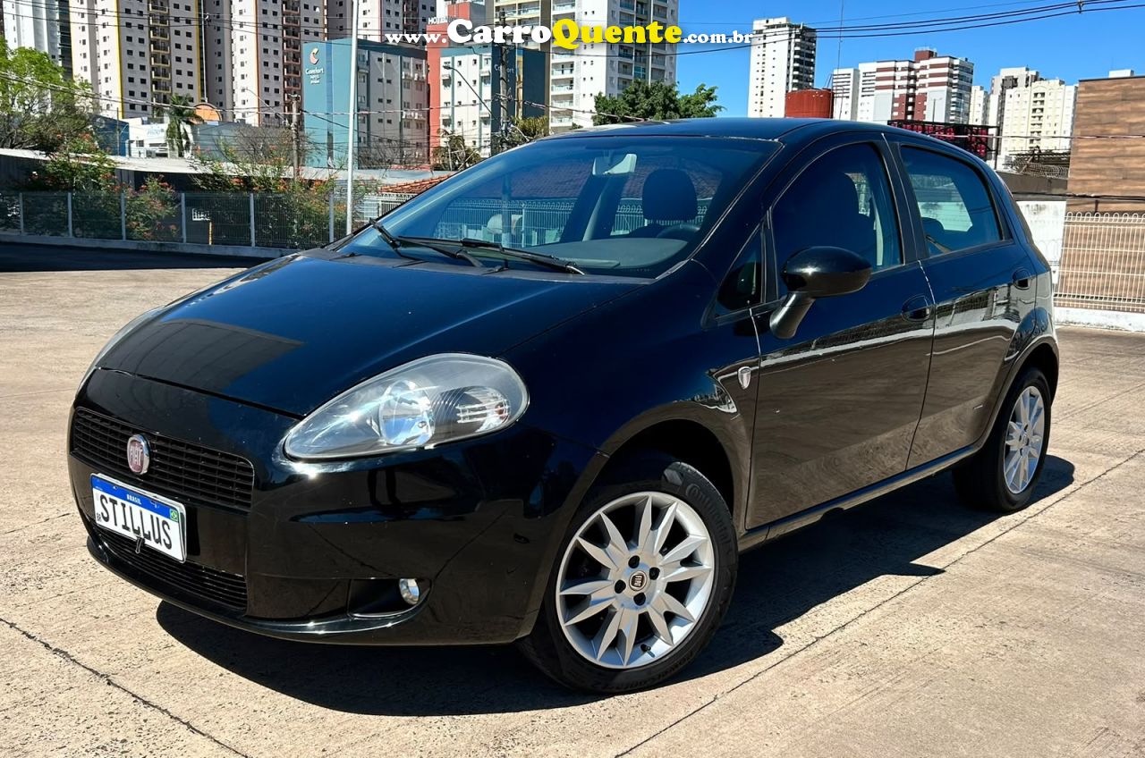 FIAT PUNTO 1.4 ATTRACTIVE ITALIA 8V 2012 - Loja