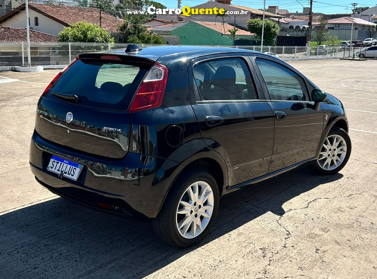 FIAT PUNTO 1.4 ATTRACTIVE ITALIA 8V 2012 - Loja