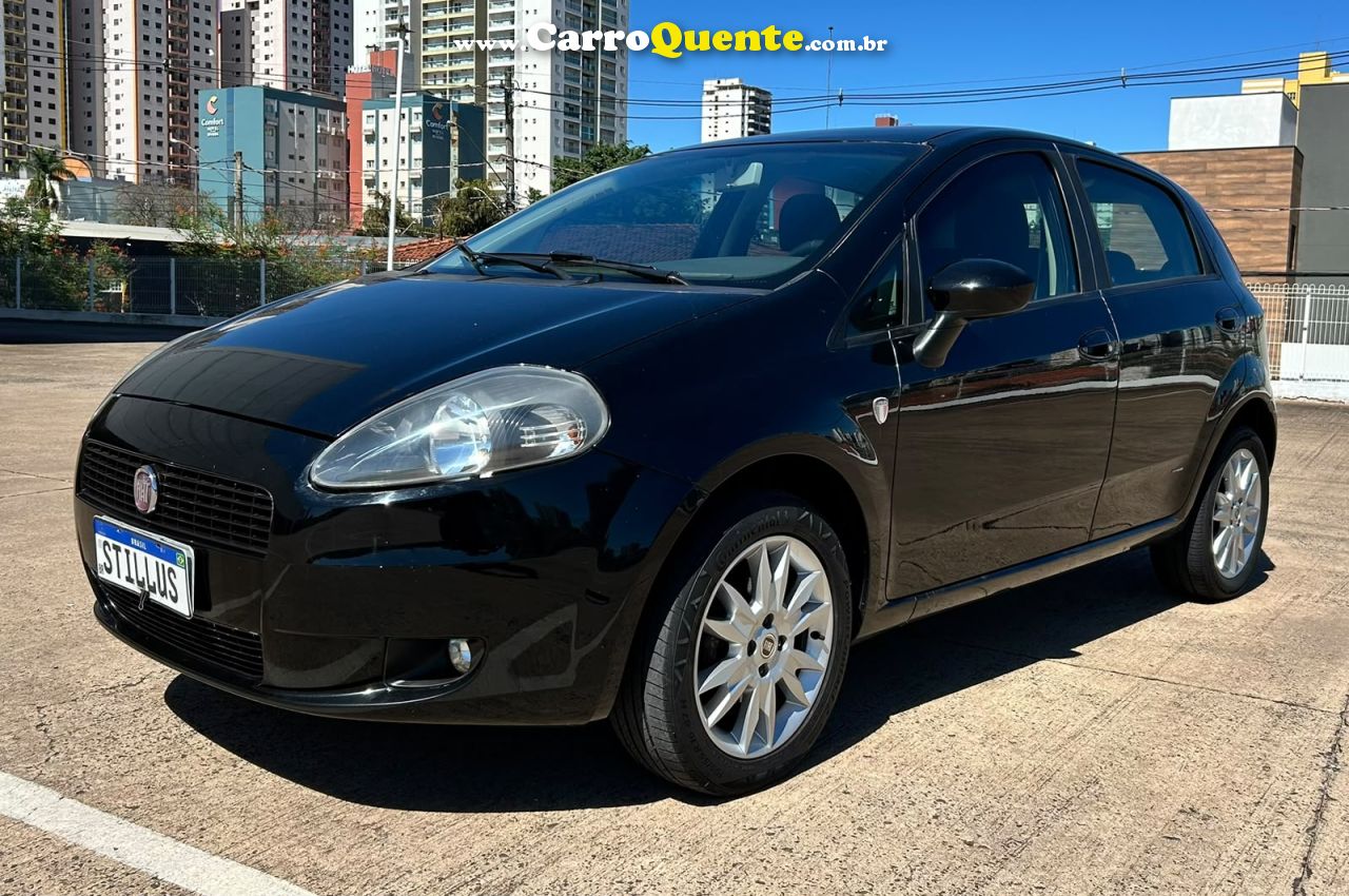 FIAT PUNTO 1.4 ATTRACTIVE ITALIA 8V 2012 - Loja