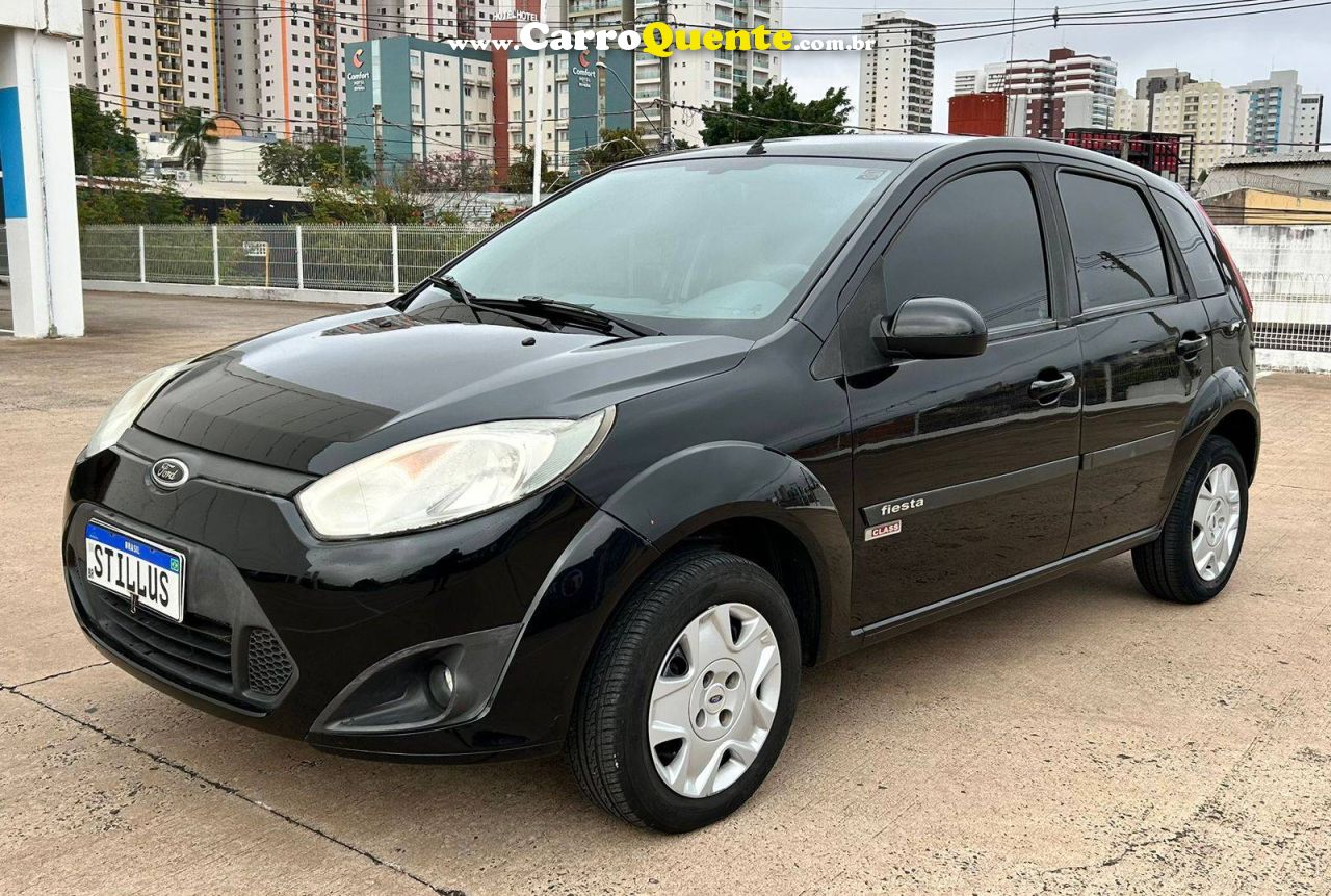 FORD FIESTA 1.6 MPI CLASS HATCH 8V 2013 - Loja