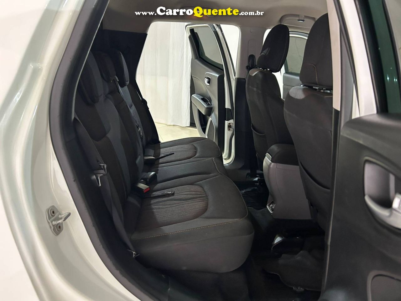 FIAT TORO 2.0 16V TURBO VOLCANO 4WD 2019 - Loja