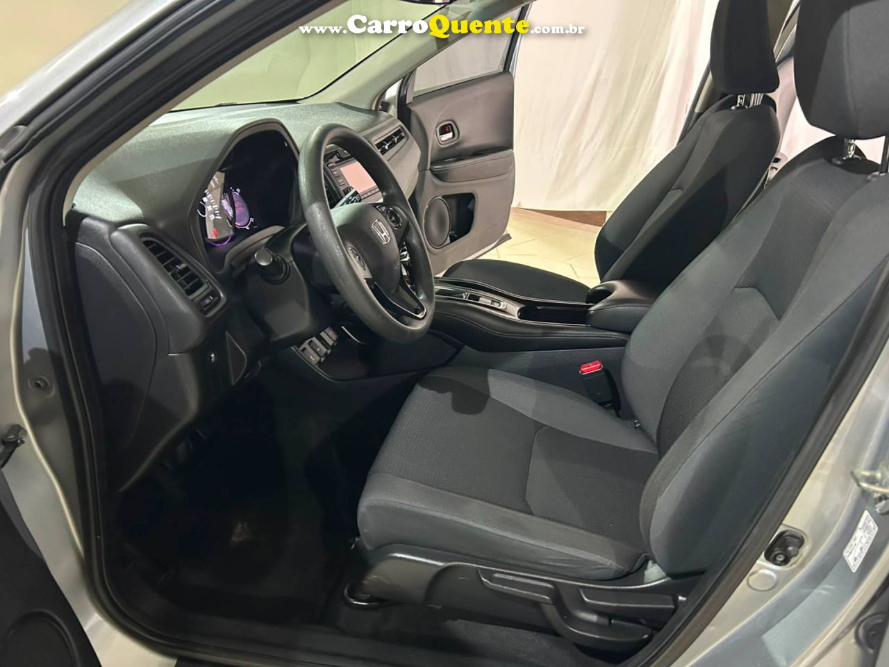 HONDA HR-V 1.8 16V LX 2020 - Loja