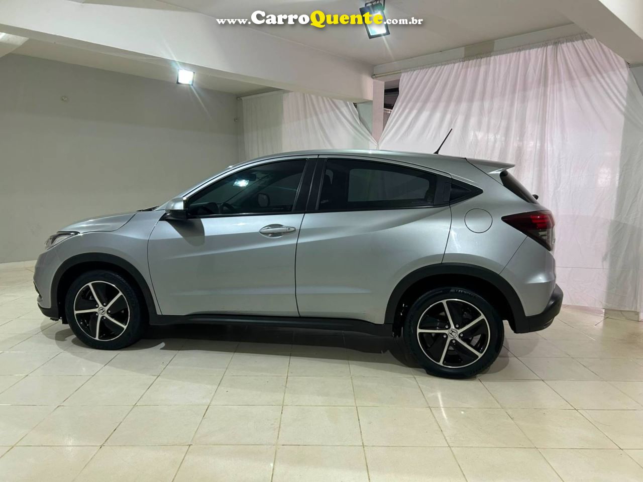 HONDA HR-V 1.8 16V LX 2020 - Loja