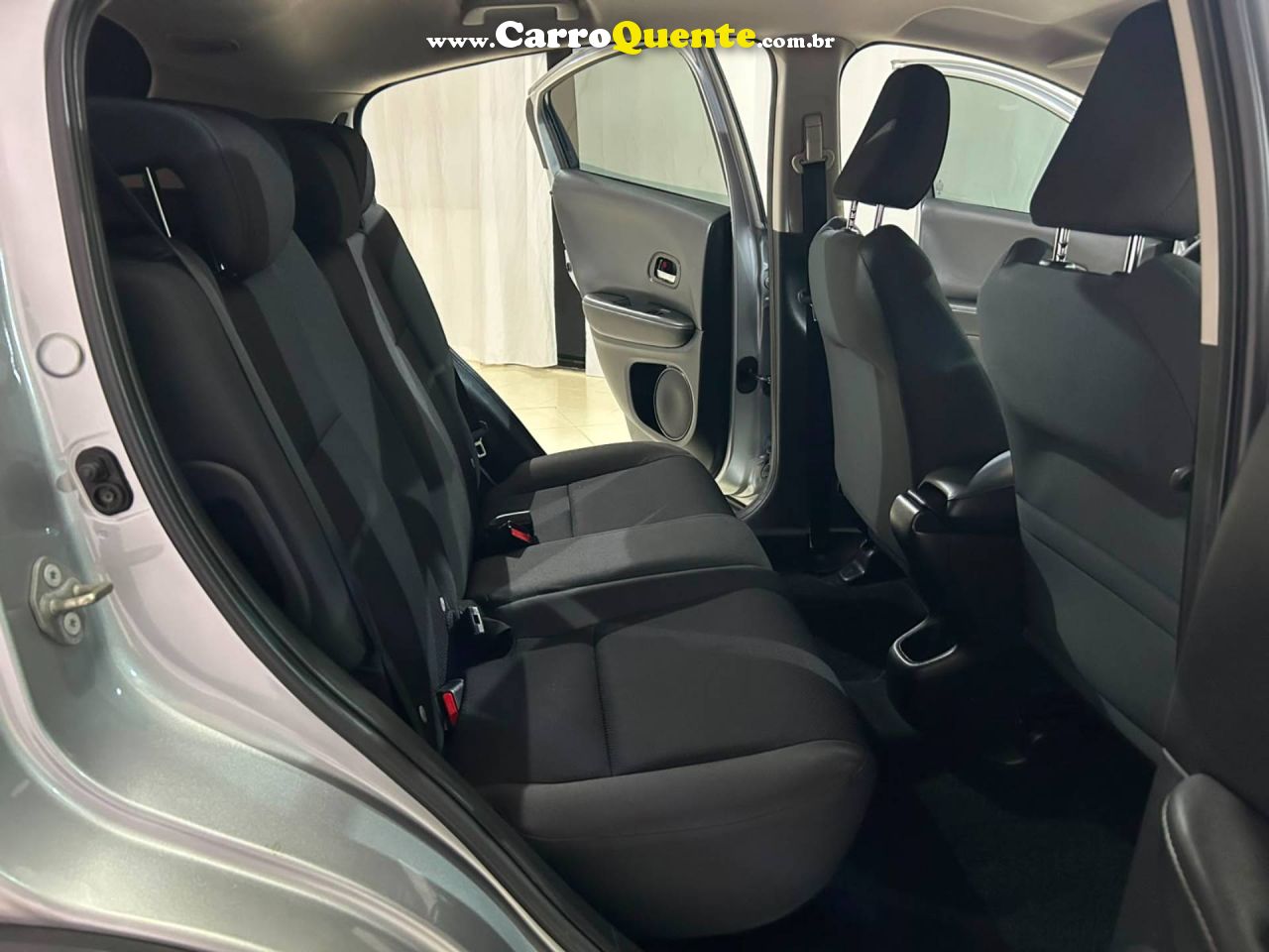 HONDA HR-V 1.8 16V LX 2020 - Loja