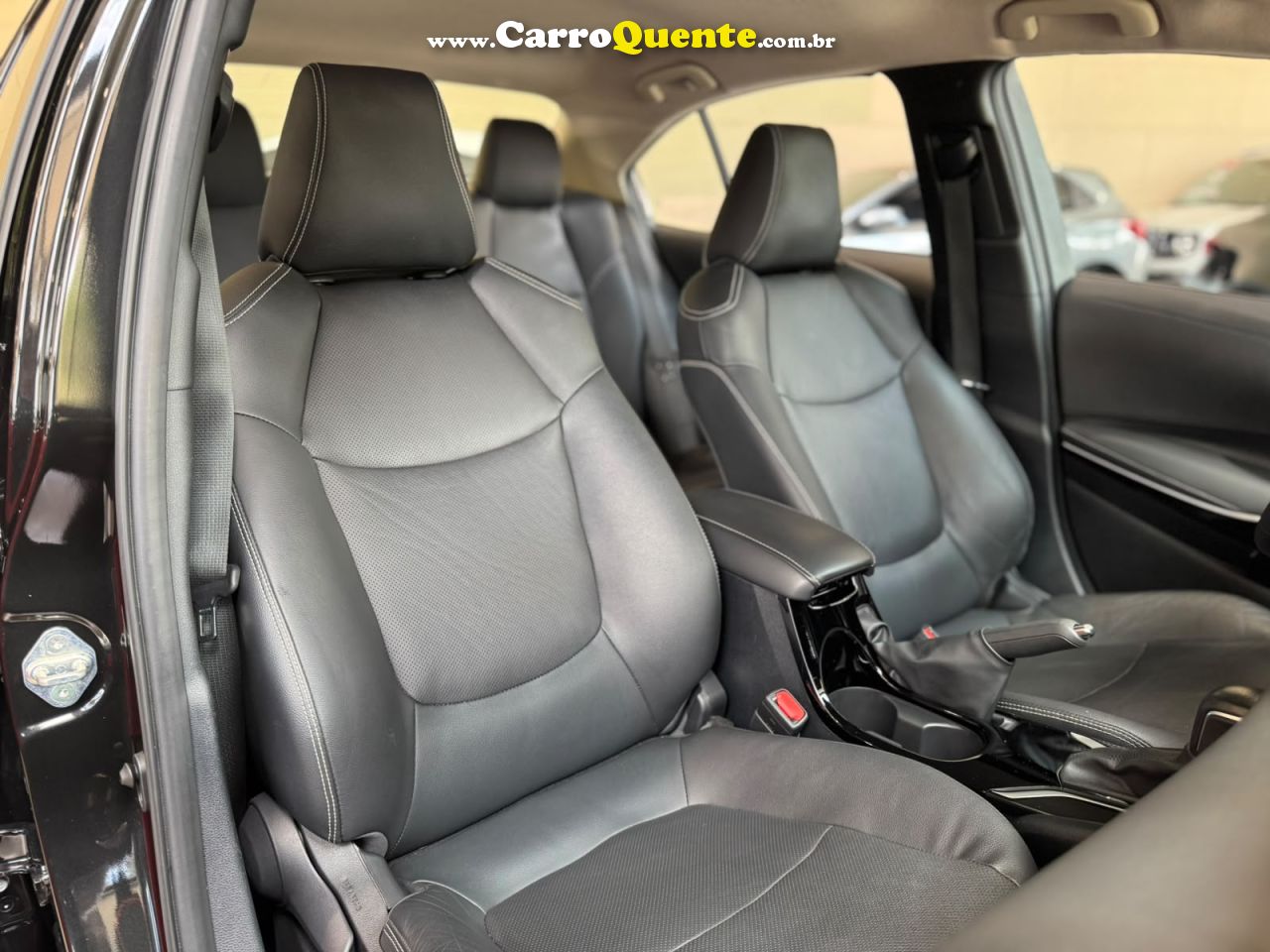 TOYOTA COROLLA 2.0 VVT-IE XEI DIRECT SHIFT 2024 - Loja