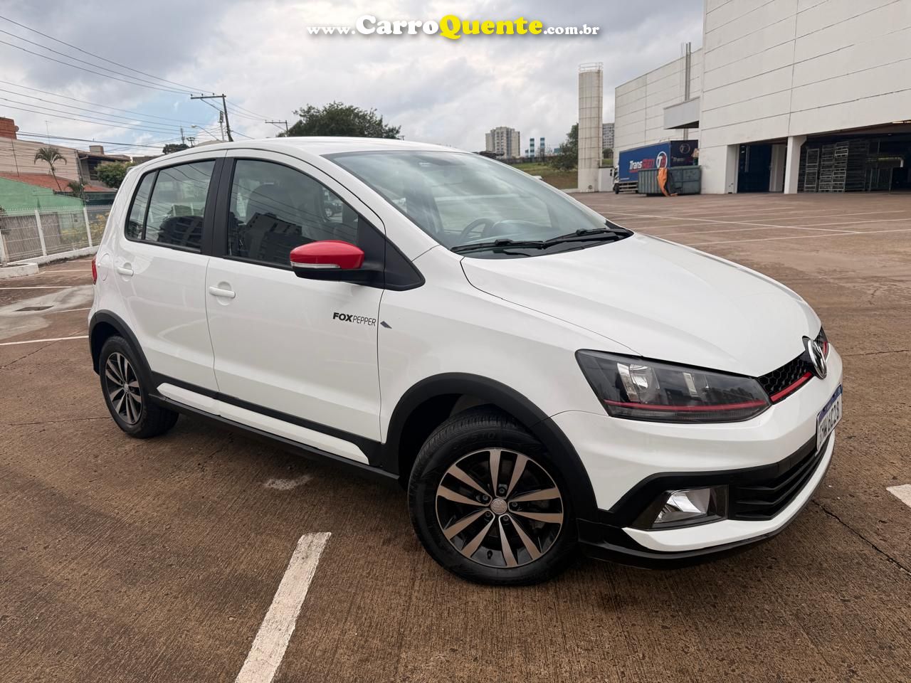 VOLKSWAGEN FOX 1.6 MSI PEPPER 16V 2017 - Loja