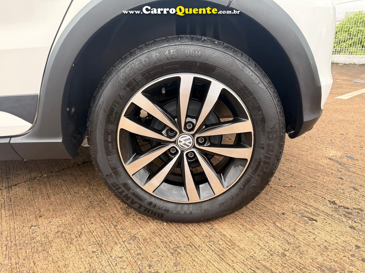 VOLKSWAGEN FOX 1.6 MSI PEPPER 16V 2017 - Loja