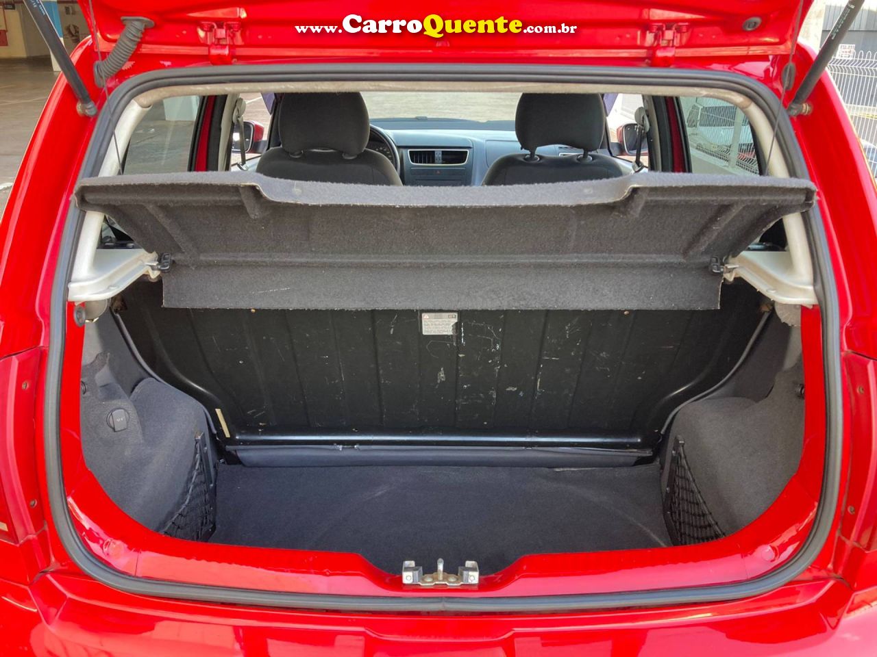 VOLKSWAGEN FOX 1.0 MI 8V 2013 - Loja