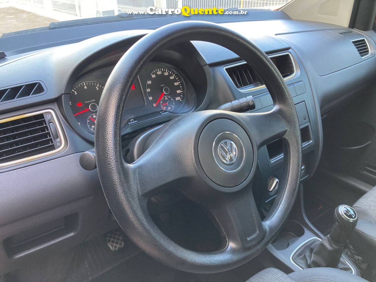 VOLKSWAGEN FOX 1.0 MI 8V 2013 - Loja