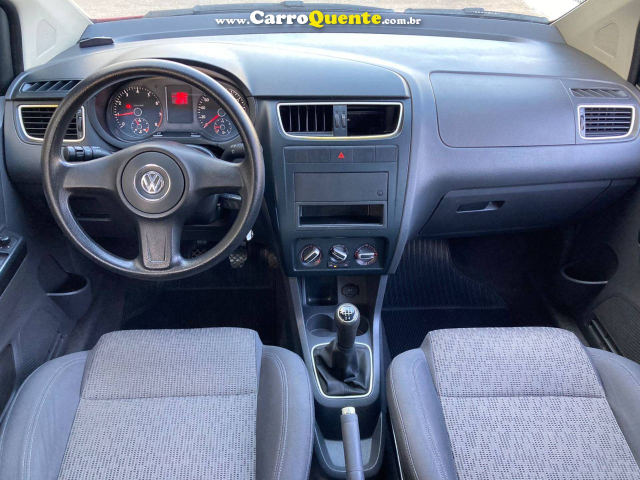 VOLKSWAGEN FOX 1.0 MI 8V 2013 - Loja
