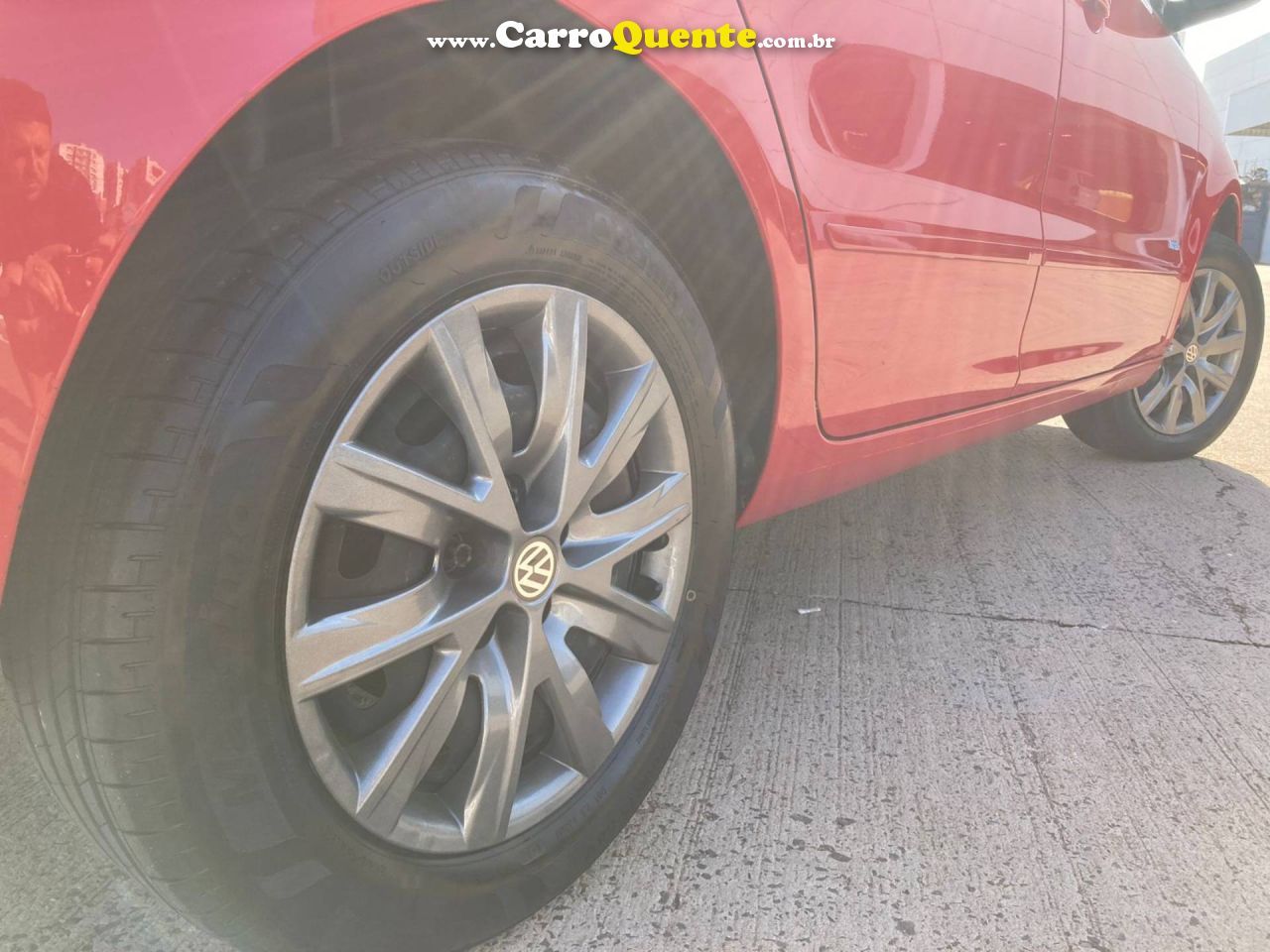 VOLKSWAGEN FOX 1.0 MI 8V 2013 - Loja